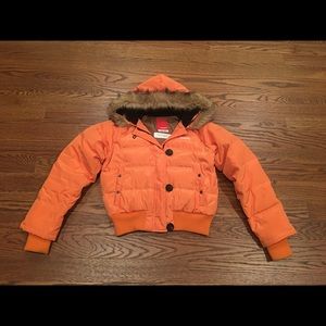 Women XS short puffer down jacket in apricot